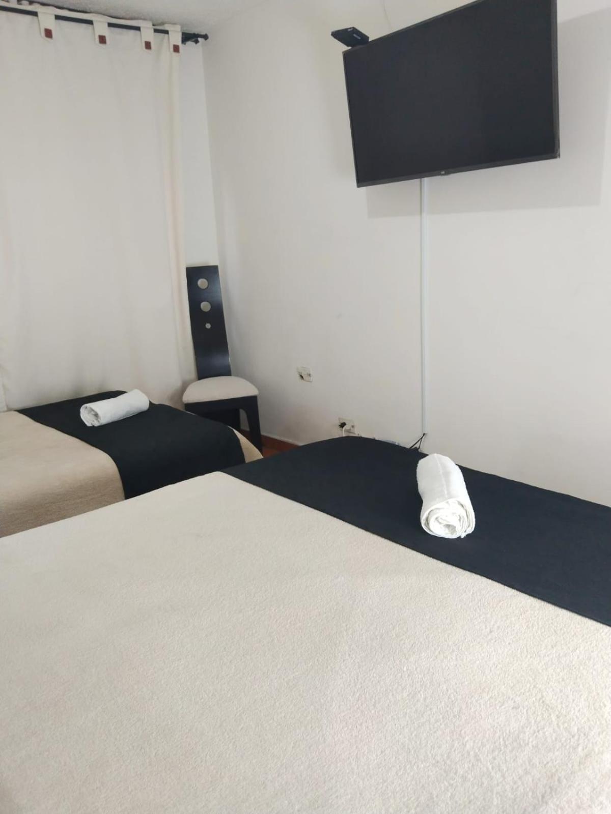 Habitaciones Cerca Al Aeropuerto Centro Y Centro Conecta Embajada Americana โบโกตา ภายนอก รูปภาพ