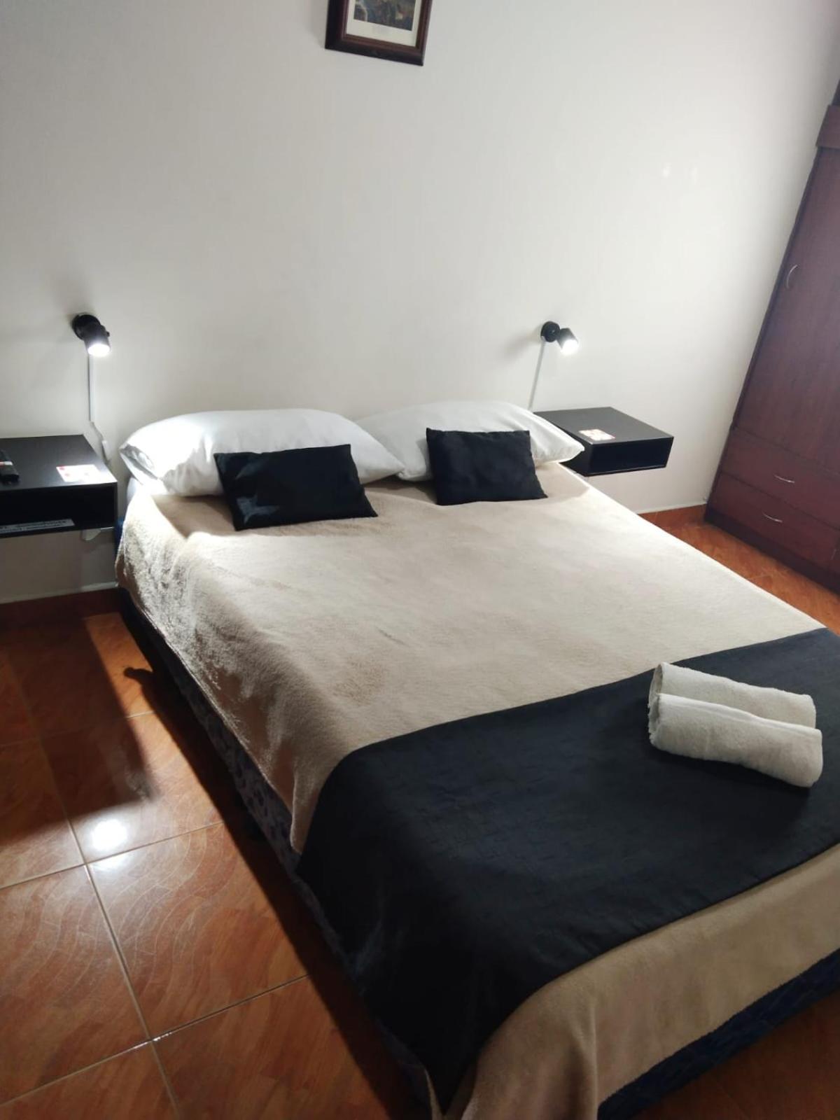 Habitaciones Cerca Al Aeropuerto Centro Y Centro Conecta Embajada Americana โบโกตา ภายนอก รูปภาพ